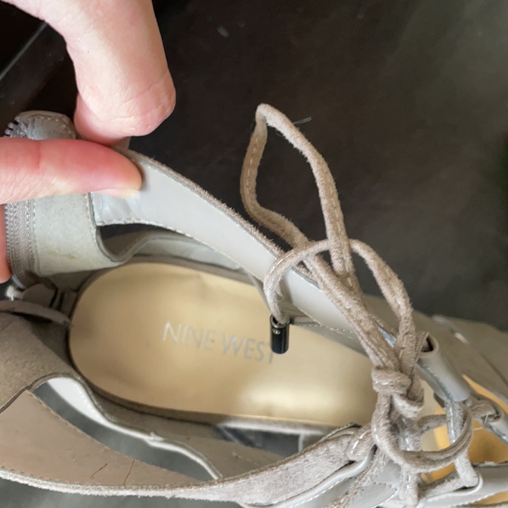 Nine West lace up heels - Picture 5 of 9